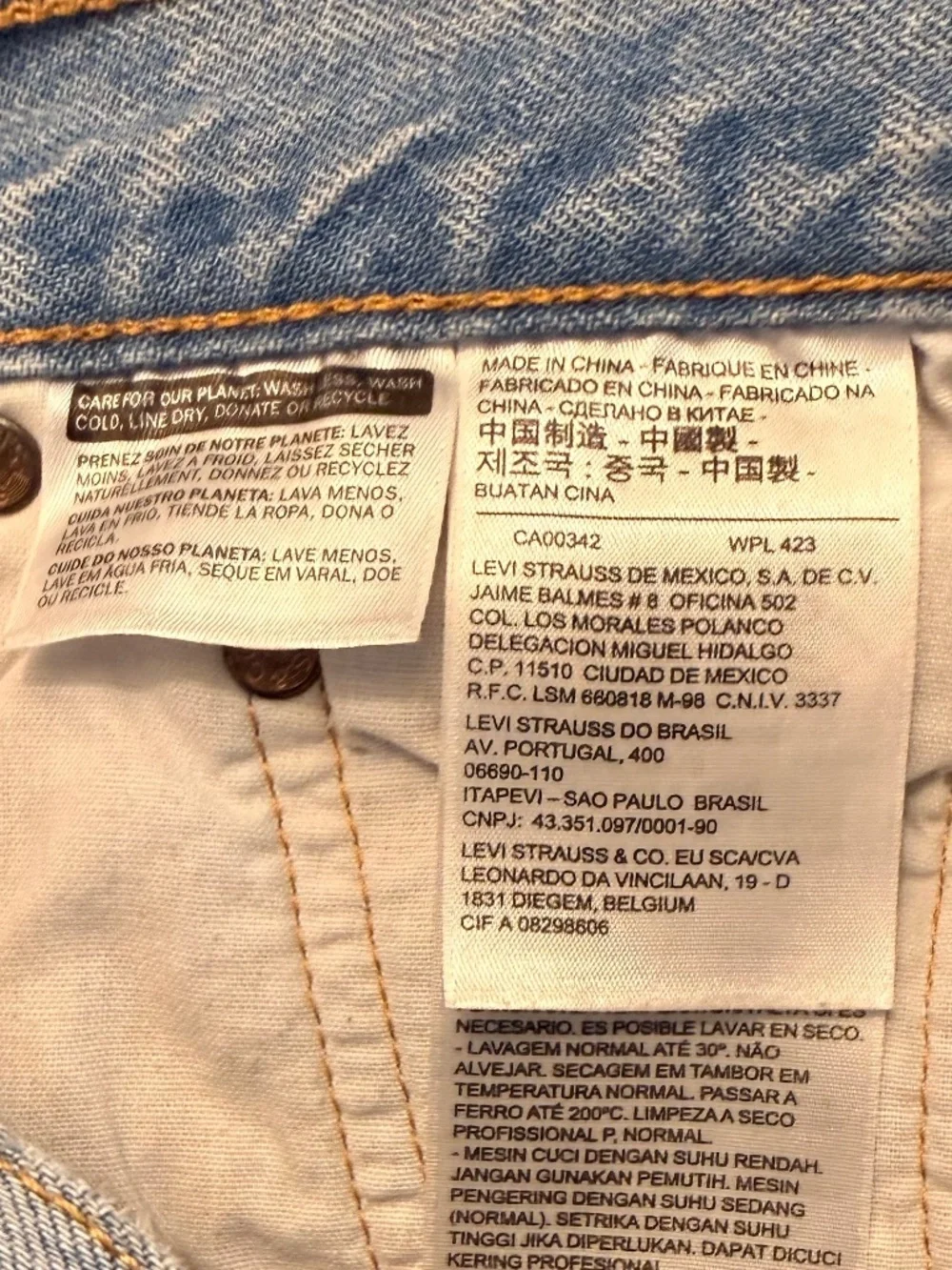 LEVI'S 501 Denim Distressed Cut Off Jean Shorts 29